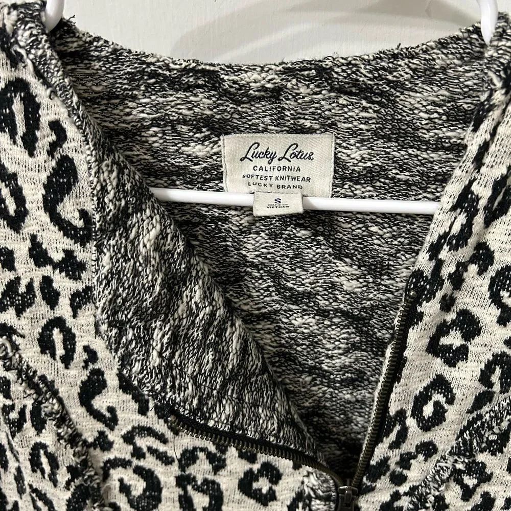 Leopard Print Cardigan Jacket - Picture 2 of 3
